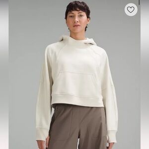 Lululemon Scuba Oversized Hoodie size m/l in bone